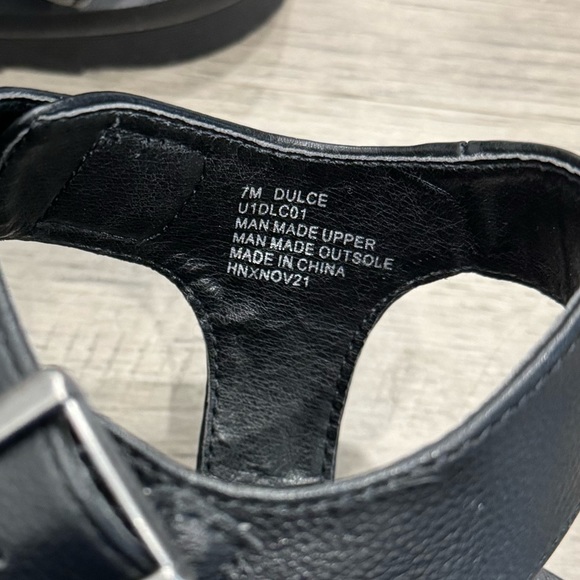 Unionbay Sandals - Picture 4 of 6